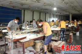 走访安信地板工厂车间 99道工序打磨精品地板
